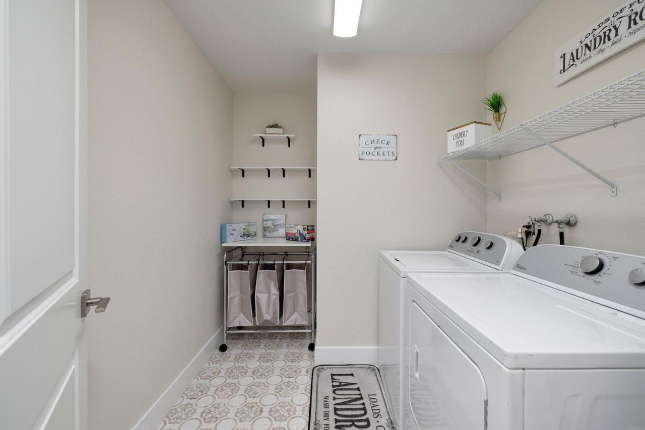 Single Story Minutes From Summerlin With Rv Parking & Dog Friendly Лас-Вегас Екстер'єр фото