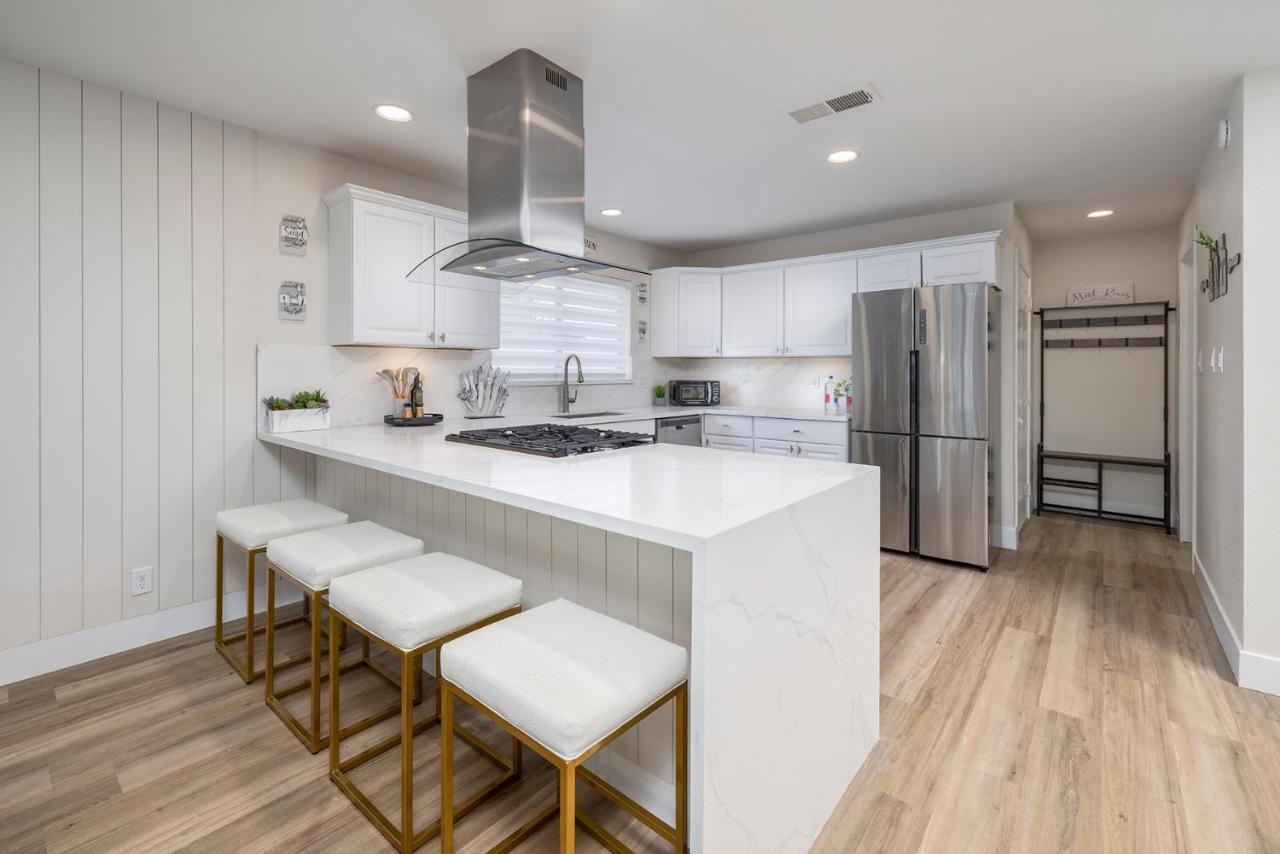 Single Story Minutes From Summerlin With Rv Parking & Dog Friendly Лас-Вегас Екстер'єр фото